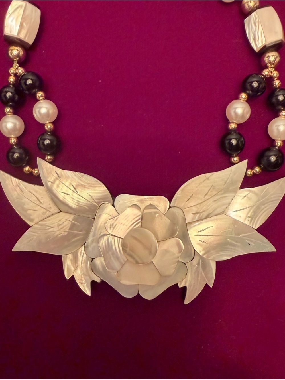 New Mother of Pearl and Black Onyx Na Hoku Necklace Hawaii